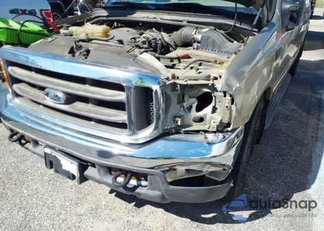 2000 Ford Super Duty F-250 Lariat/Xl/Xlt z USA, uszkodzony, nr VIN 1FTNW20F4YEE30441